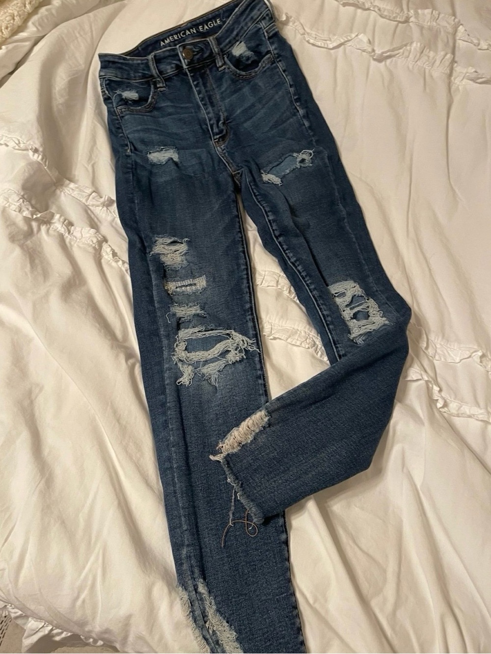 American Eagle Outfitters Distressed Dark Blue Skinny Jeans